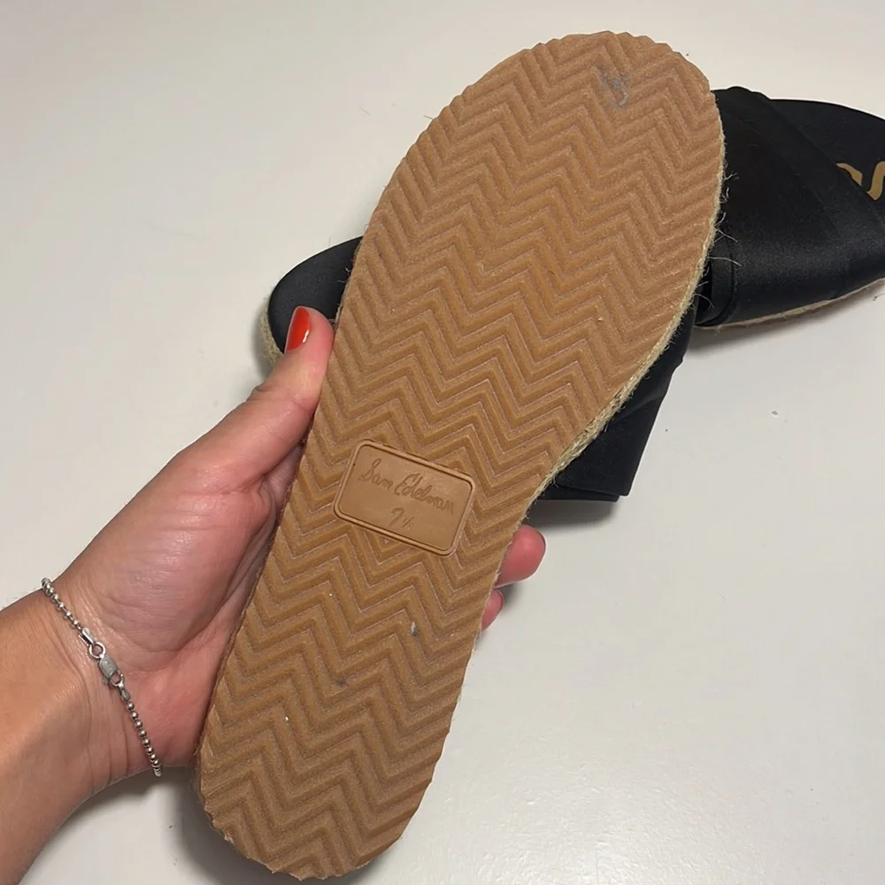 Sam Edelman flat‎ sandals satin